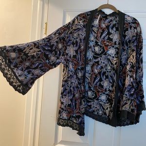 🖤Free People Shawl🖤